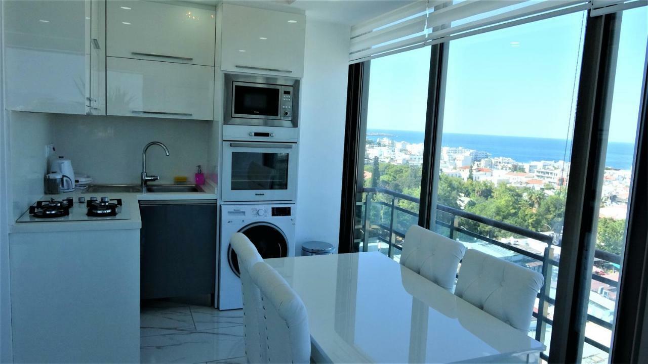 Aquamarine Luxury Residence Kyrenia  Exterior foto